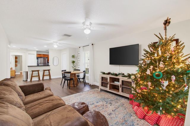 4432 NW 1st Terrace, Deerfield Beach, FL 33064