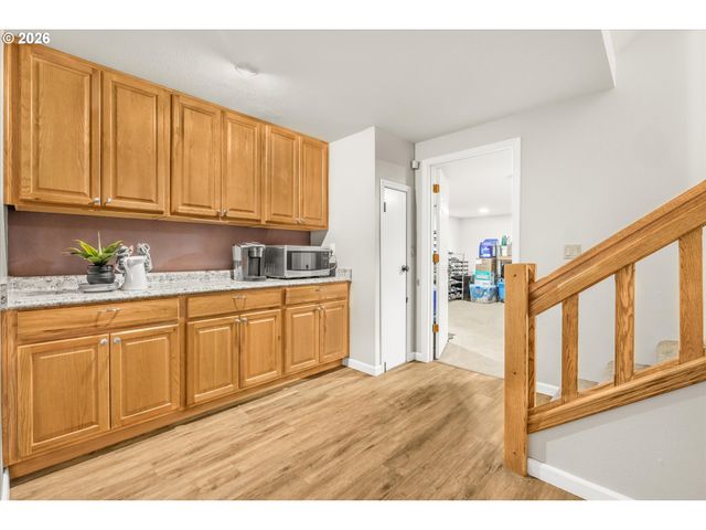 21220 SERANGO Dr, West Linn, OR 97068