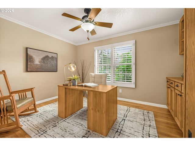 21220 SERANGO Dr, West Linn, OR 97068