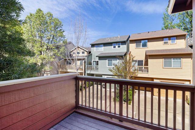 1237 Kondos Ave, Sacramento, CA 95814