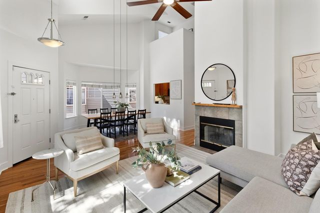 1237 Kondos Ave, Sacramento, CA 95814