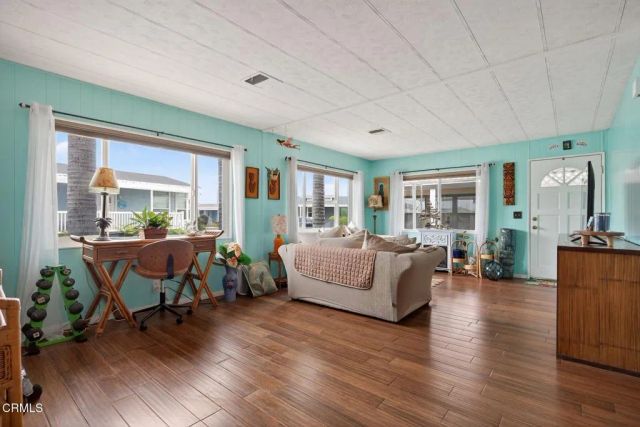 5540 W 5th 111, Oxnard, CA 93035