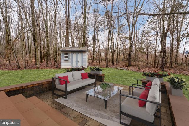 19 RIDER TER, Princeton, NJ 08540