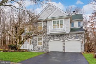 19 RIDER TER, Princeton, NJ 08540