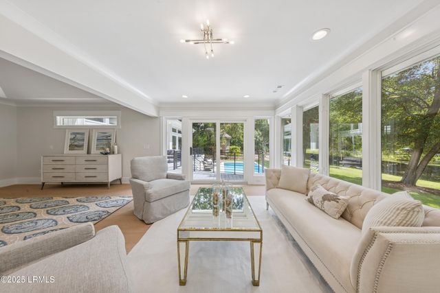 31 Governors Road, Hilton Head Island, SC 29928