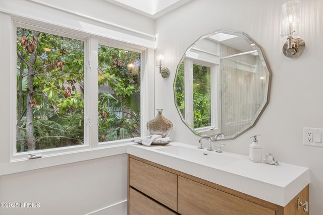 31 Governors Road, Hilton Head Island, SC 29928