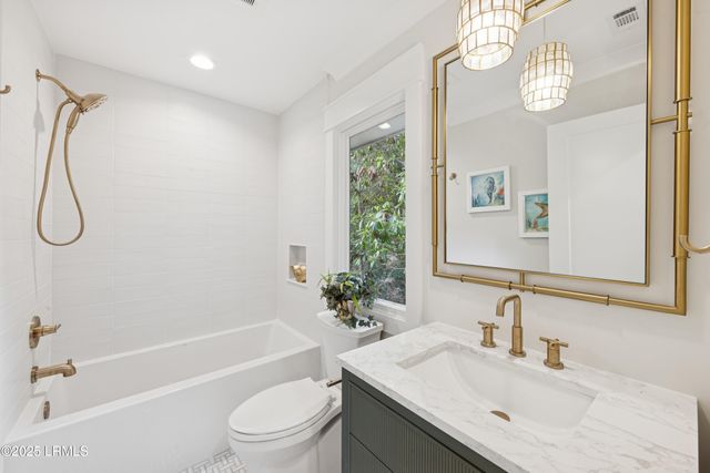 31 Governors Road, Hilton Head Island, SC 29928