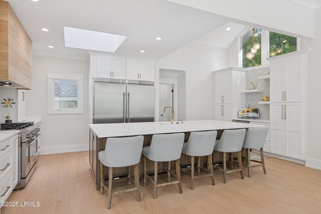 31 Governors Road, Hilton Head Island, SC 29928