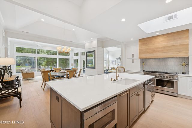 31 Governors Road, Hilton Head Island, SC 29928