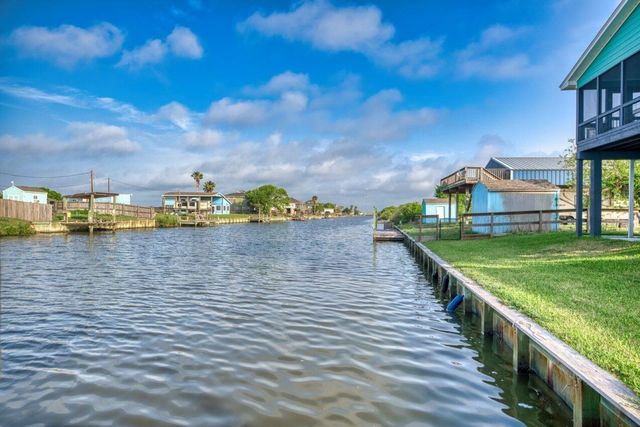 24760 Fm-457, Sargent, TX 77414