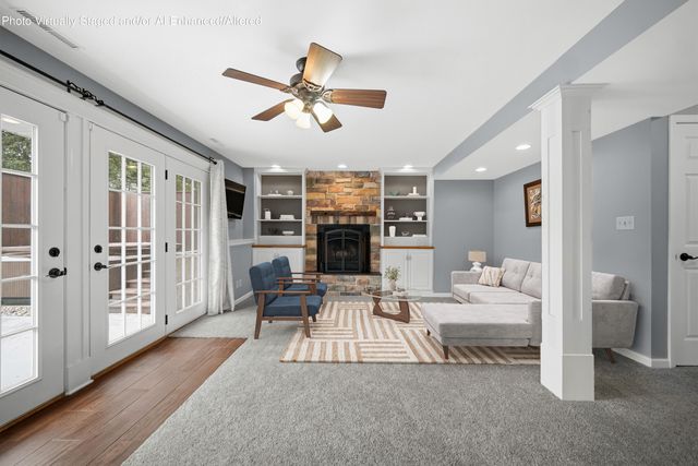 9424 Chestnut Lane, Munster, IN 46321