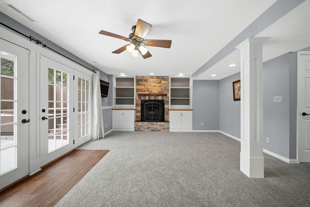 9424 Chestnut Lane, Munster, IN 46321