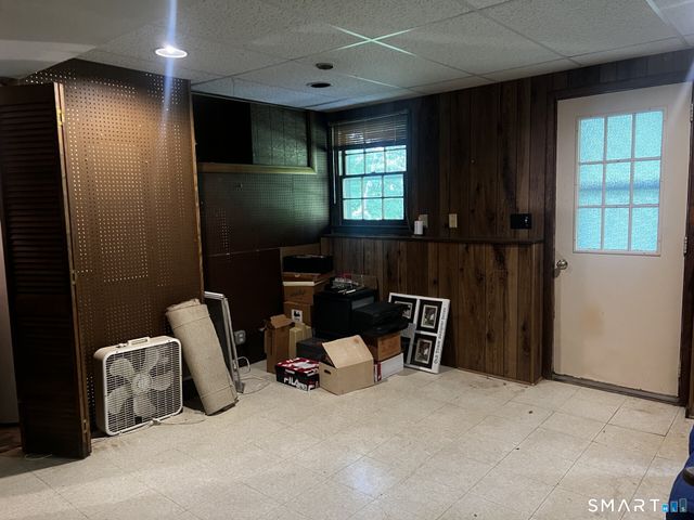 206 West Lake Avenue, Guilford, CT 06437