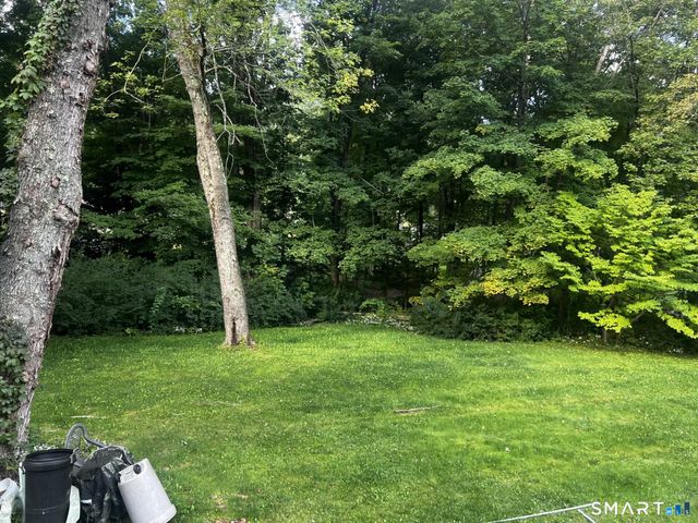 206 West Lake Avenue, Guilford, CT 06437