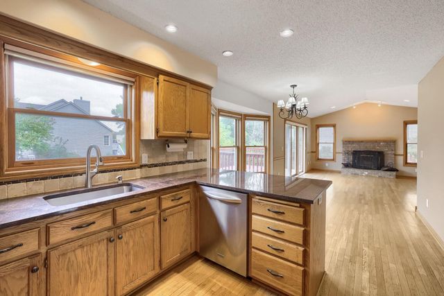 18170 87th Place N, Maple Grove, MN 55311