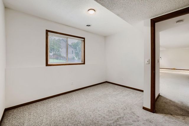 18170 87th Place N, Maple Grove, MN 55311