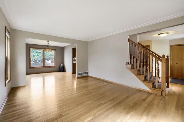 18170 87th Place N, Maple Grove, MN 55311