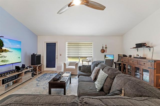 199 LINDER DRIVE, Homosassa, FL 34446