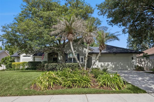 1056 NEW CASTLE LANE, Oviedo, FL 32765