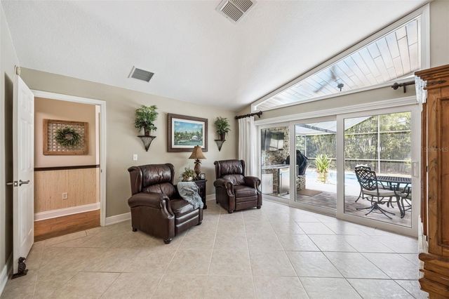 1056 NEW CASTLE LANE, Oviedo, FL 32765