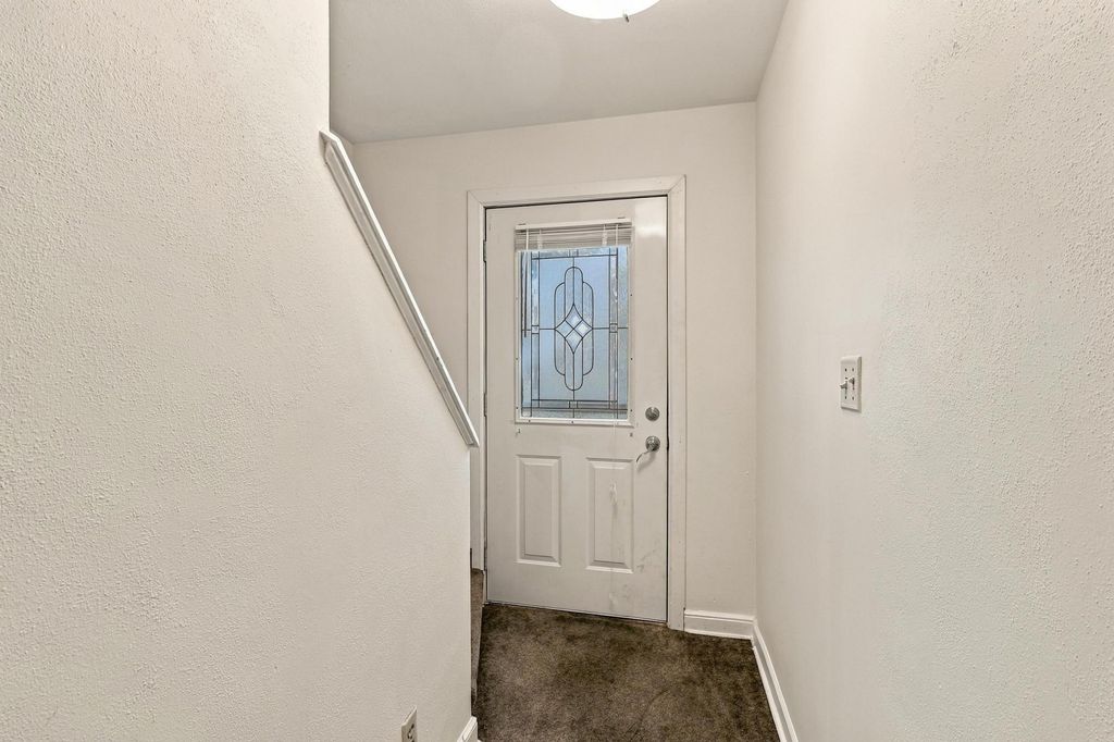1049 Gorman Avenue, West Saint Paul, MN 55118 — photo 3