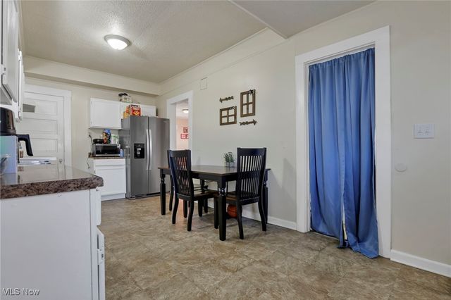 407 Seborn Avenue, Zanesville, OH 43701