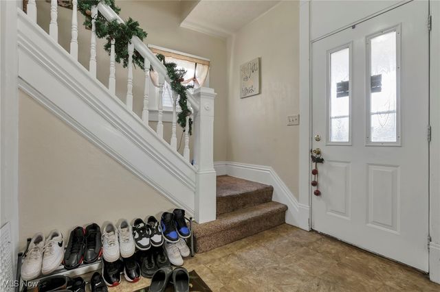 407 Seborn Avenue, Zanesville, OH 43701