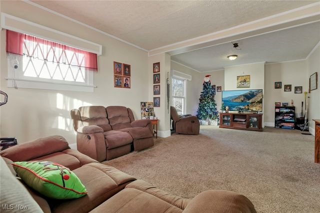 407 Seborn Avenue, Zanesville, OH 43701