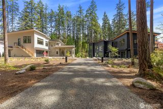13982 13970 Manzanita Road NE, Bainbridge Island, WA 98376