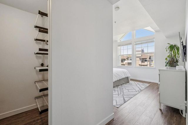 860 Meridian Bay Lane 342, Foster City, CA 94404