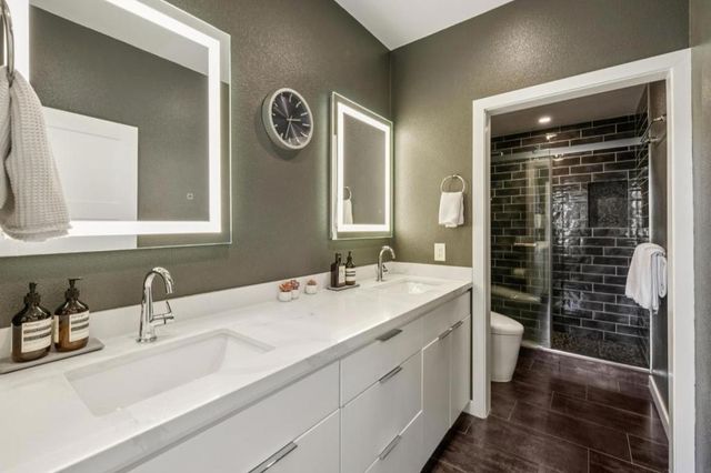 860 Meridian Bay Lane 342, Foster City, CA 94404