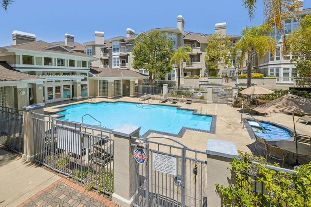 860 Meridian Bay Lane 342, Foster City, CA 94404