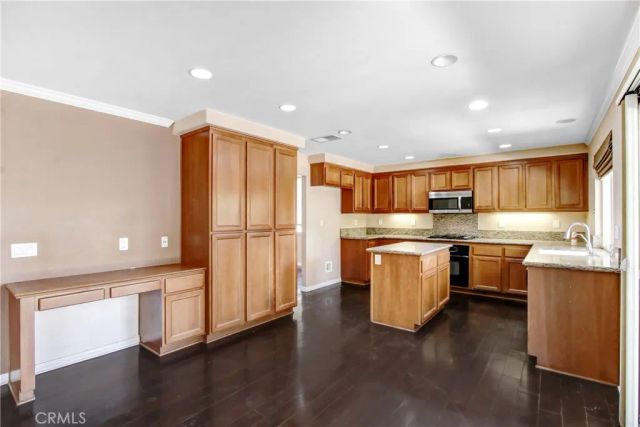 34169 Sandy Avenue, Murrieta, CA 92563