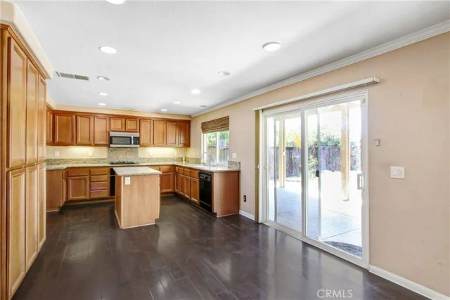 34169 Sandy Avenue, Murrieta, CA 92563