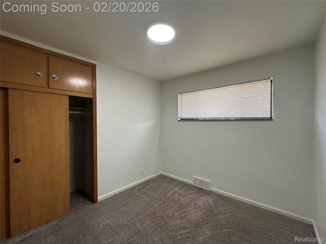 8101 Marian Street, Warren, MI 48093