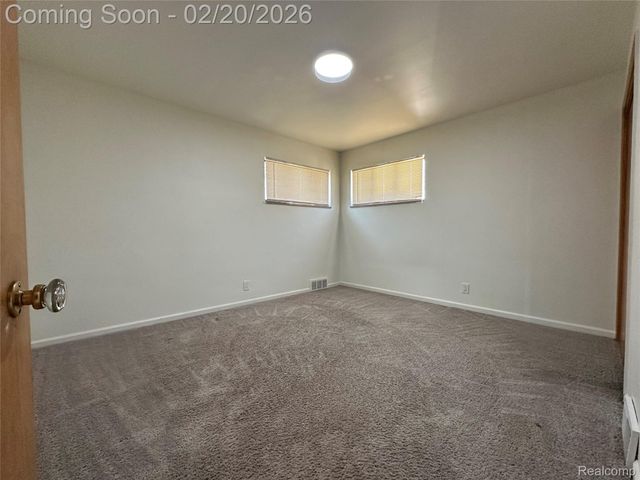 8101 Marian Street, Warren, MI 48093