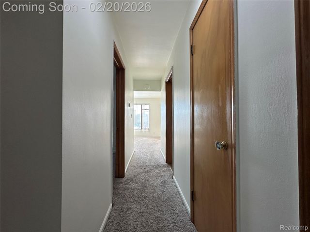 8101 Marian Street, Warren, MI 48093