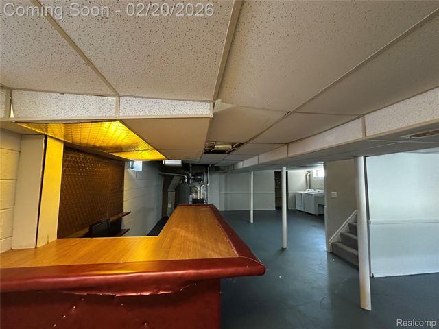 8101 Marian Street, Warren, MI 48093