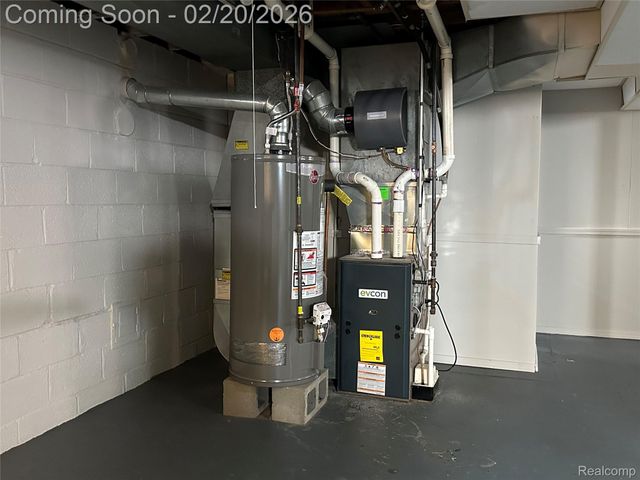 8101 Marian Street, Warren, MI 48093