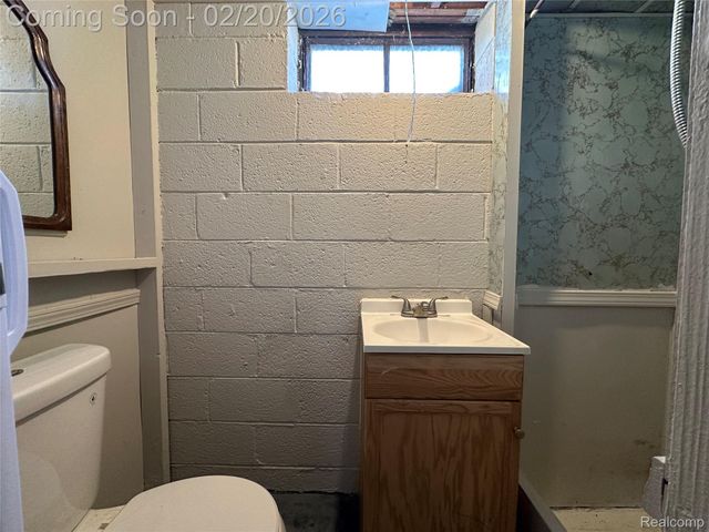 8101 Marian Street, Warren, MI 48093