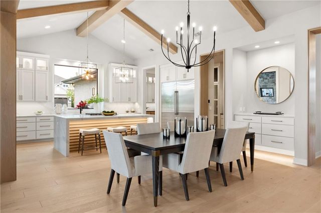 13721 Guilford Road, Leawood, KS 66224