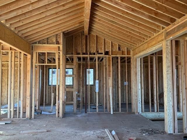 13721 Guilford Road, Leawood, KS 66224