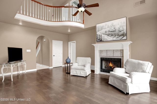 6180 Rolling Hills Drive, D, Olive Branch, MS 38654