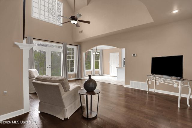 6180 Rolling Hills Drive, D, Olive Branch, MS 38654