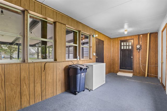 205 Cox Boulevard, Lansing, MI 48910