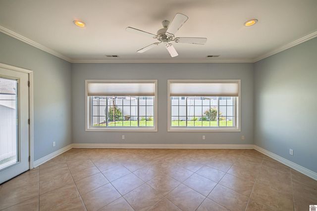 3241 Sandpiper Circle, Paducah, KY 42001