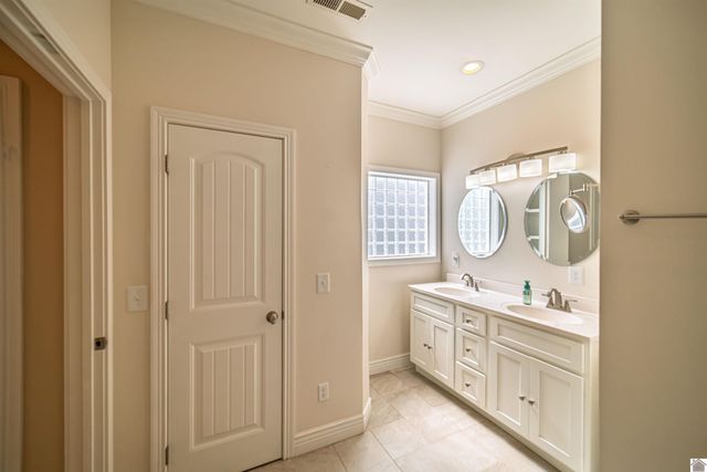 3241 Sandpiper Circle, Paducah, KY 42001