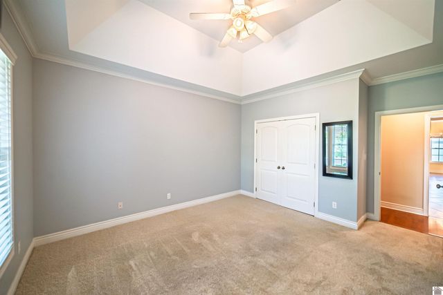 3241 Sandpiper Circle, Paducah, KY 42001
