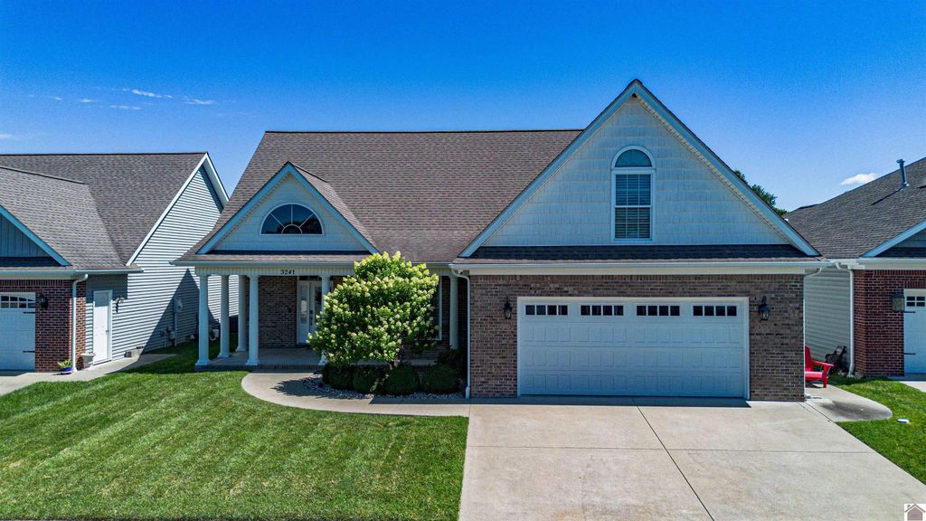 3241 Sandpiper Circle, Paducah, KY 42001