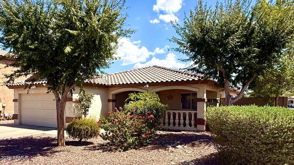 7129 W TORONTO Way, Phoenix, AZ 85043 — exterior